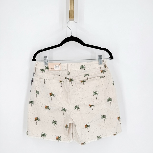 NYDJ Cream Shorts with Palm Print - Picture 5 of 5